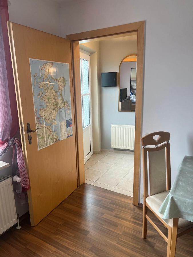 Ferienwohnung Patzig Auf Ruegen Exterior foto